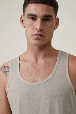 Cotton On Men Vacation Tank -boohooMAN store 3610930 46 4 scaled