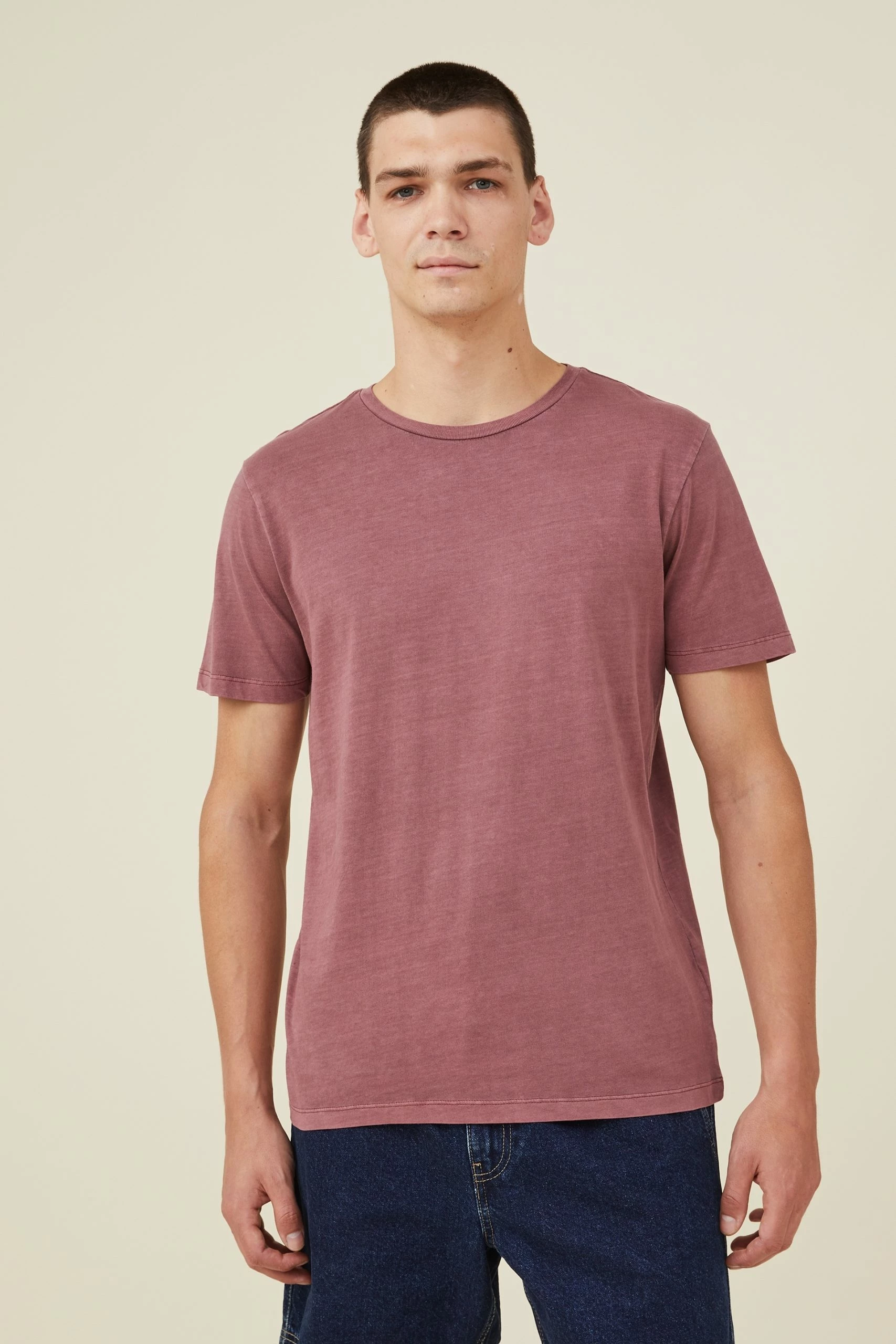 Cotton On Men Organic Regular Fit Crew T-Shirt 1 Cotton On Men Organic Regular Fit Crew T-Shirt