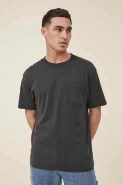 Cotton On Men Organic Loose Fit T-Shirt