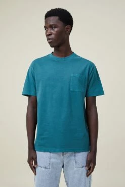 Cotton On Men Organic Loose Fit T-Shirt