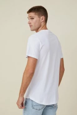 Cotton On Men Organic Longline T-Shirt -boohooMAN store 3611222 02 3 scaled