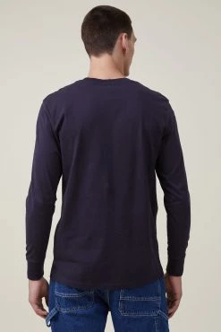 Cotton On Men Organic Long Sleeve T-Shirt -boohooMAN store 3611265 03 3 scaled