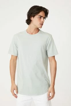 Cotton On Men Scooped Hem T-Shirt
