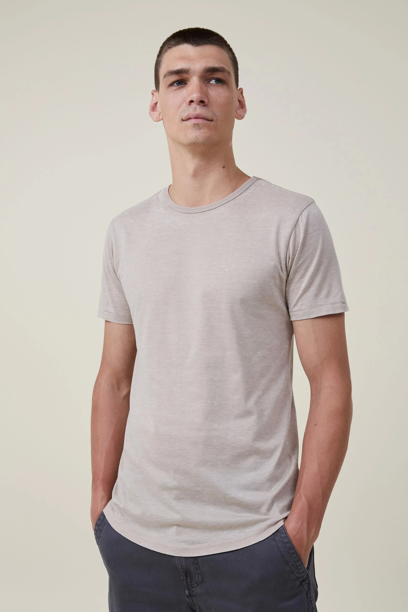 Cotton On Men Scooped Hem T-Shirt 1 Cotton On Men Scooped Hem T-Shirt