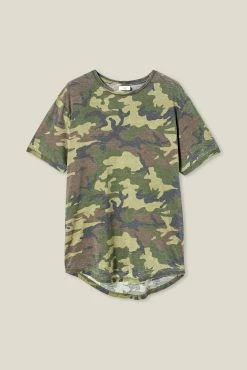 Cotton On Men Scooped Hem T-Shirt -boohooMAN store 3611468 43 5 scaled