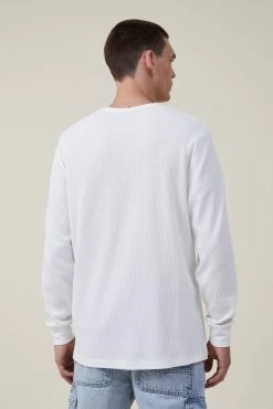 Cotton On Men Textured Long Sleeve Tshirt -boohooMAN store 3611693 03 3 scaled