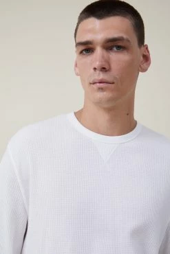 Cotton On Men Textured Long Sleeve Tshirt -boohooMAN store 3611693 03 4 scaled