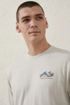 Cotton On Men Active Graphic Tee -boohooMAN store 3611964 17 4 scaled