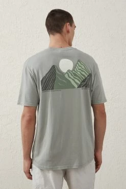 Cotton On Men Active Graphic Tee -boohooMAN store 3611964 20 3 scaled