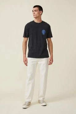 Cotton On Men Ed Sheeran T-Shirt -boohooMAN store 3611972 09 3 scaled