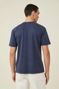 Cotton On Men Premium Loose Fit Art T-Shirt 7 Cotton On Men Premium Loose Fit Art T-Shirt -boohooMAN store 3611991 18 3 scaled