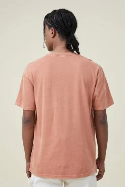 Cotton On Men Smiley Loose Fit T-Shirt -boohooMAN store 3612043 04 3 scaled