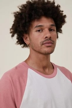 Cotton On Men Loose Fit Raglan T-Shirt -boohooMAN store 3612079 04 4 scaled