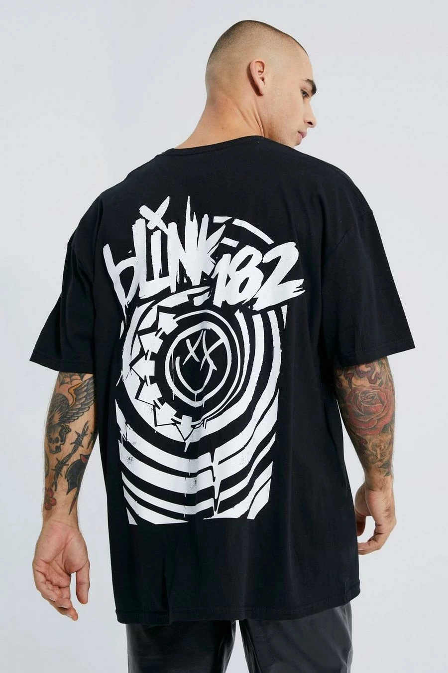 Oversized Blink 182 License T-shirt 1 Oversized Blink 182 License T-shirt