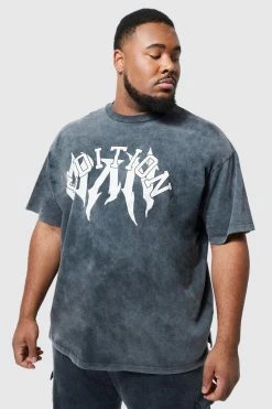 Plus Oversized Washed Graphic T-shirt