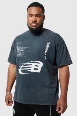 Plus Oversized Washed Graphic T-shirt