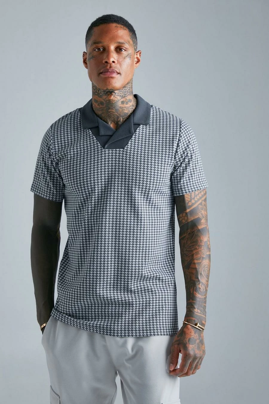 Slim Fit Revere Jacquard Contrast Collar Polo 1 Slim Fit Revere Jacquard Contrast Collar Polo